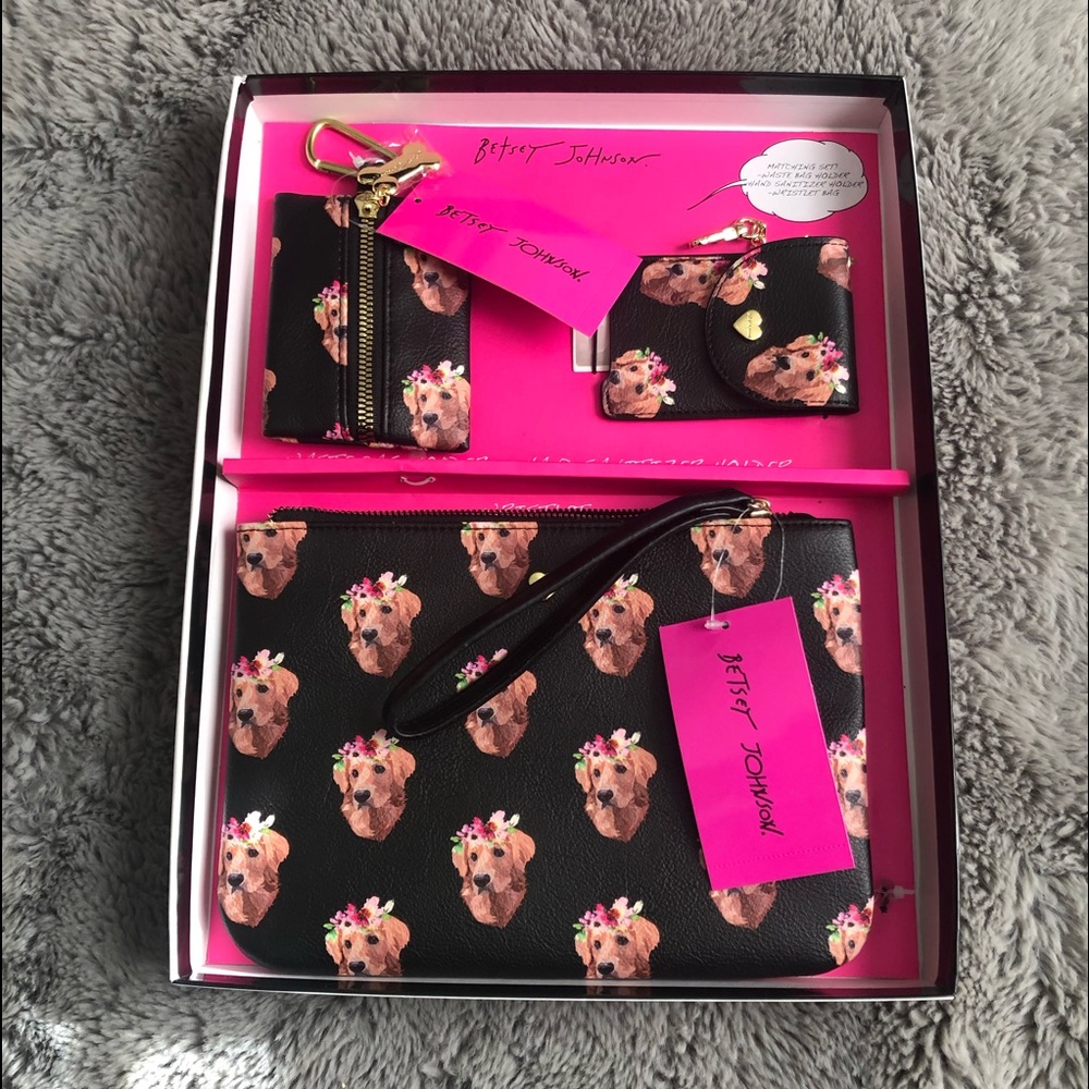 Betsy Johnson 3 Piece Matching Pet Pieces
